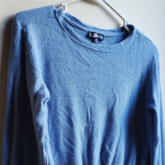 Freshman Blue Cropped Scoop Neck Lightweight Sweater Size Medium - Picture 3 of 16